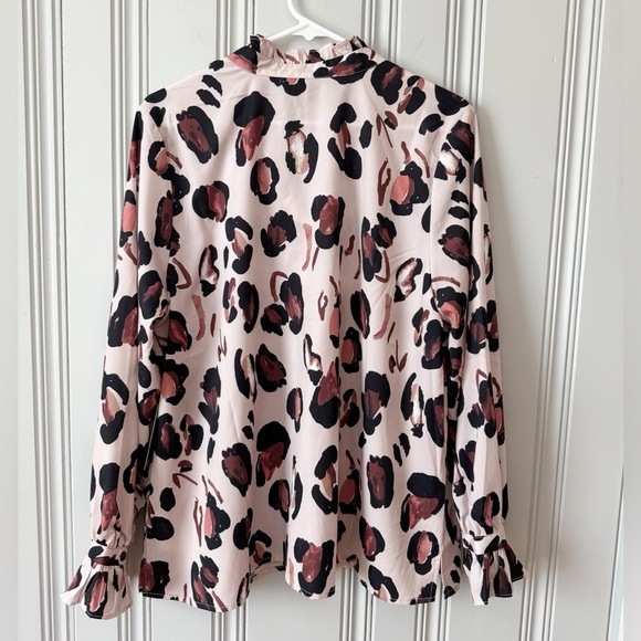 ELOQUII NWT Tan Animal Printed Button Down Shirt with Ruffle Neck Plus Size 16 - Picture 6 of 13